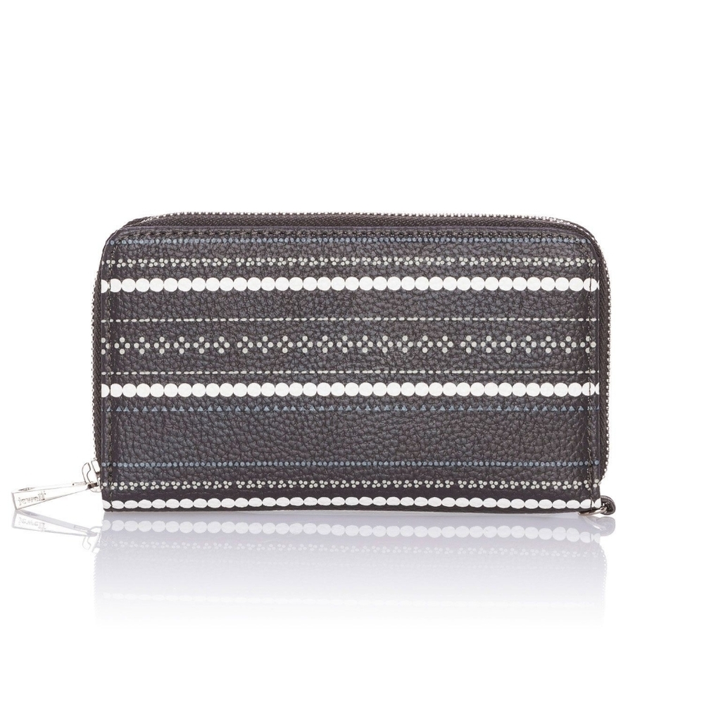 Thirty One Stackin' Jackson's Wallet